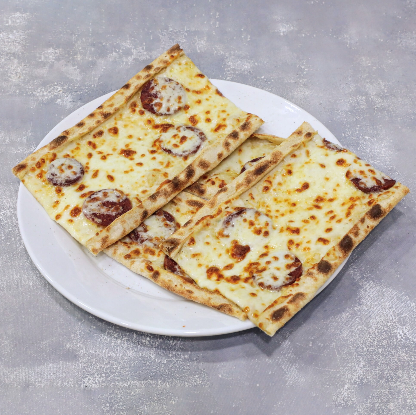 Sucuklu Kaşarlı Pide